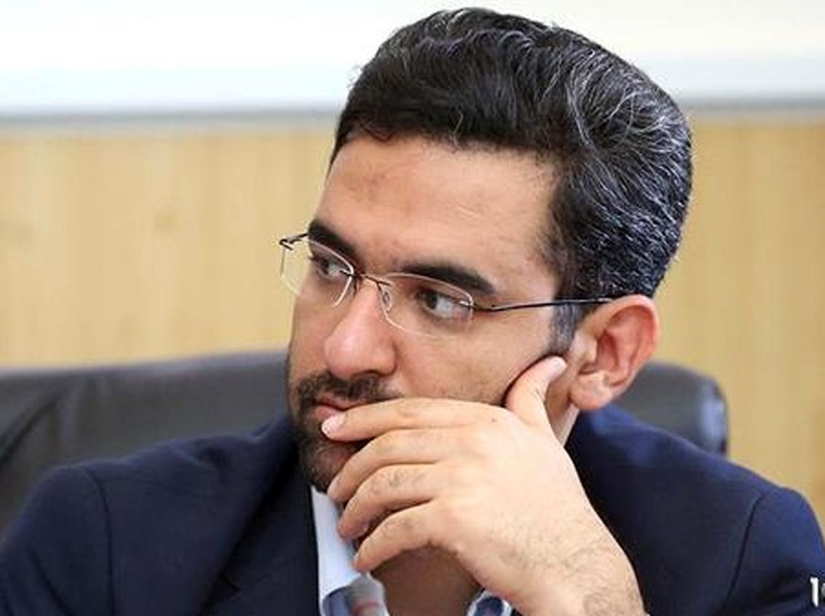 اظهارات آذری جهرمی درباره درخواست وزارت ارتباطات برای رفع فیلتر توییتر