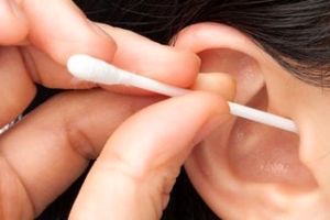 چگونه گوشتان را تمیز کنید که به آن آسیبی نرسد؟