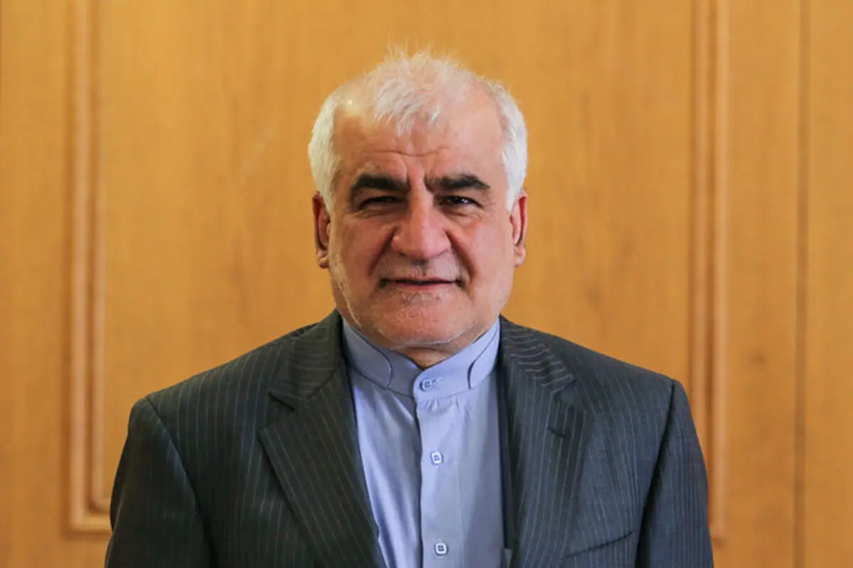 صحنه‌های آموزنده در فرودگاه پکن از نگاه سفیر ایران