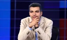 نشستن گرد پیری بر چهره عادل فردوسی‌پور/ عکس