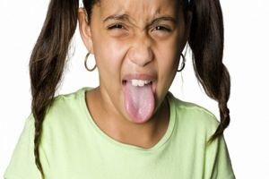 علت ایجاد طعم تلخ در دهان چیست؟