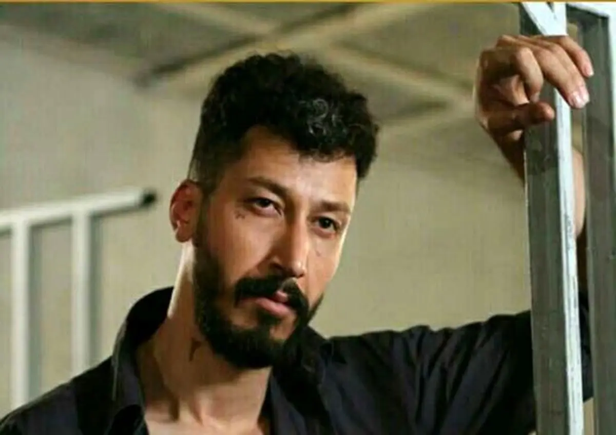 گریم دیدنی بهرام افشاری در «صحنه‌زنی» / عکس