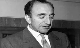 بالاخره زبان سرخ اسدالله علم سرِ سبزش را به باد داد