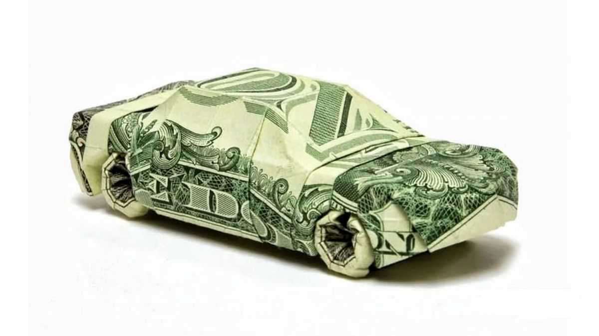 نرخ دلار کاهشی اما کالاها گران!/ بازار خودرو همچنان بی سروسامان