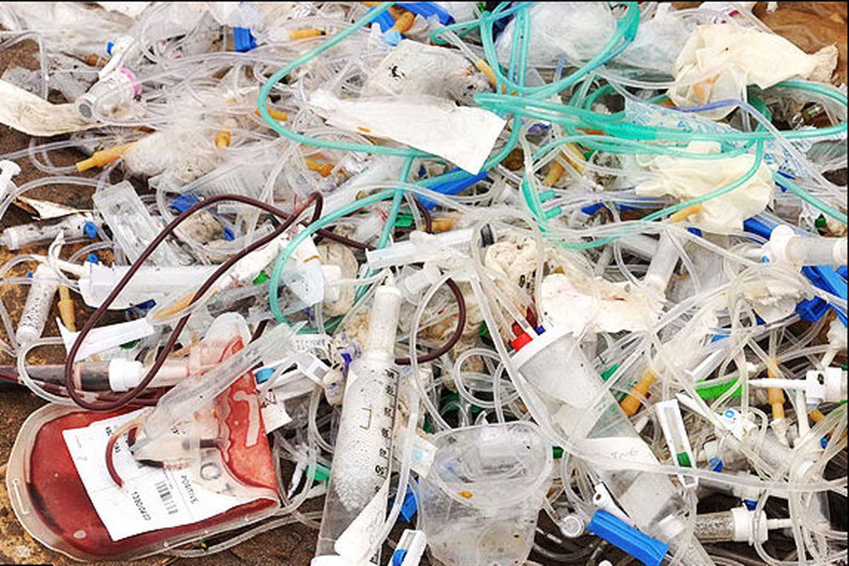 ضرب‌الاجل یک ماهه برای تعیین تکلیف زباله‌های عفونی ۹۰۰ مطب در اهواز