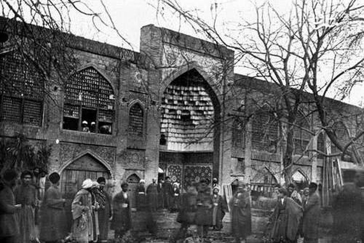 کلاهشاپویی که ۲۰۰۰ نفر را در گوهرشاد کشت!