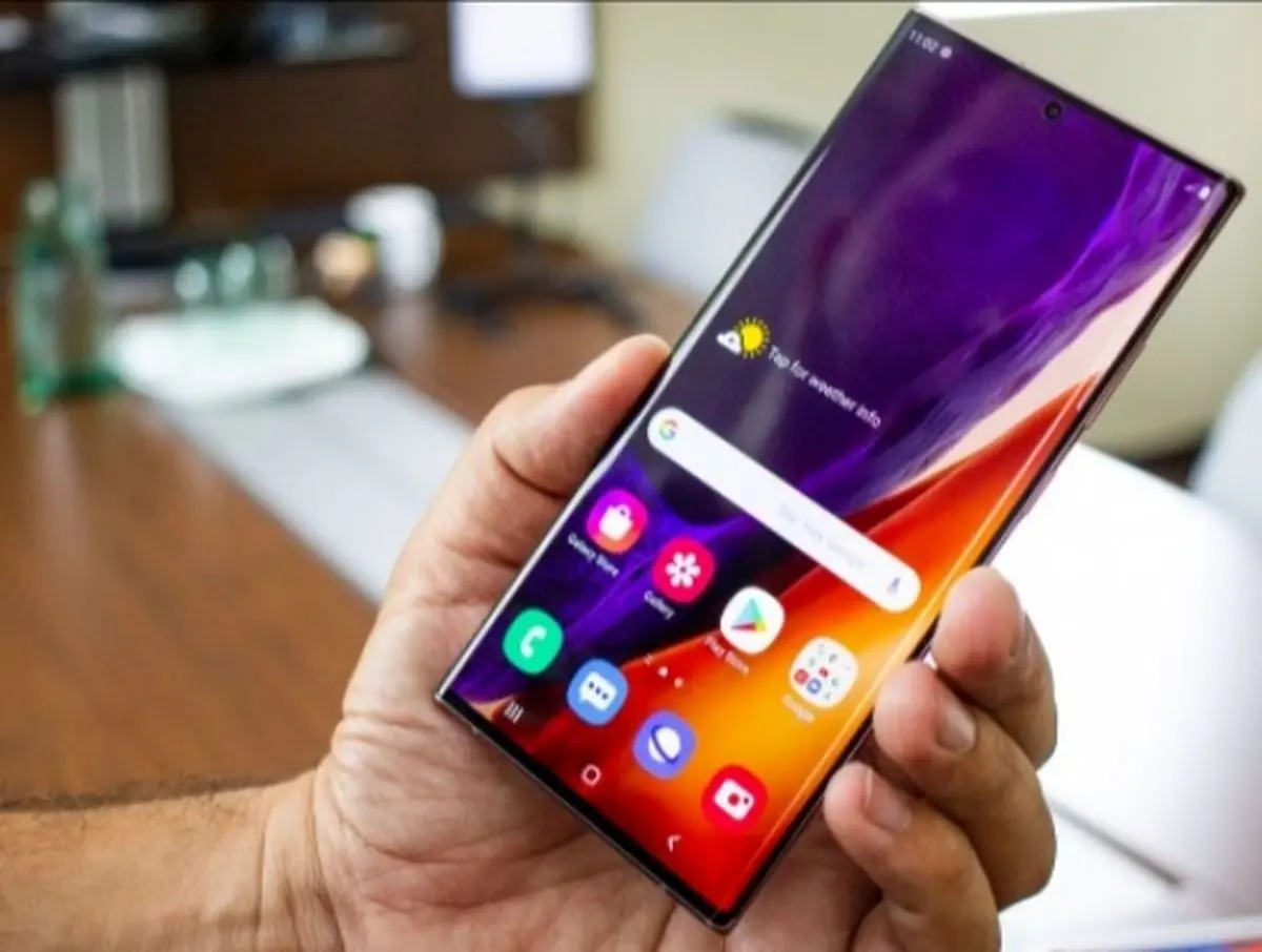 چگونه صفحه نمایش جدید سامسونگ عمر باتری را افزایش می‌دهد؟