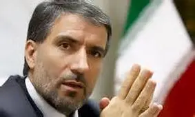 فضای مجازی محدودیت‌هایی برای دانش آموزان و معلمان فراهم می‌کند