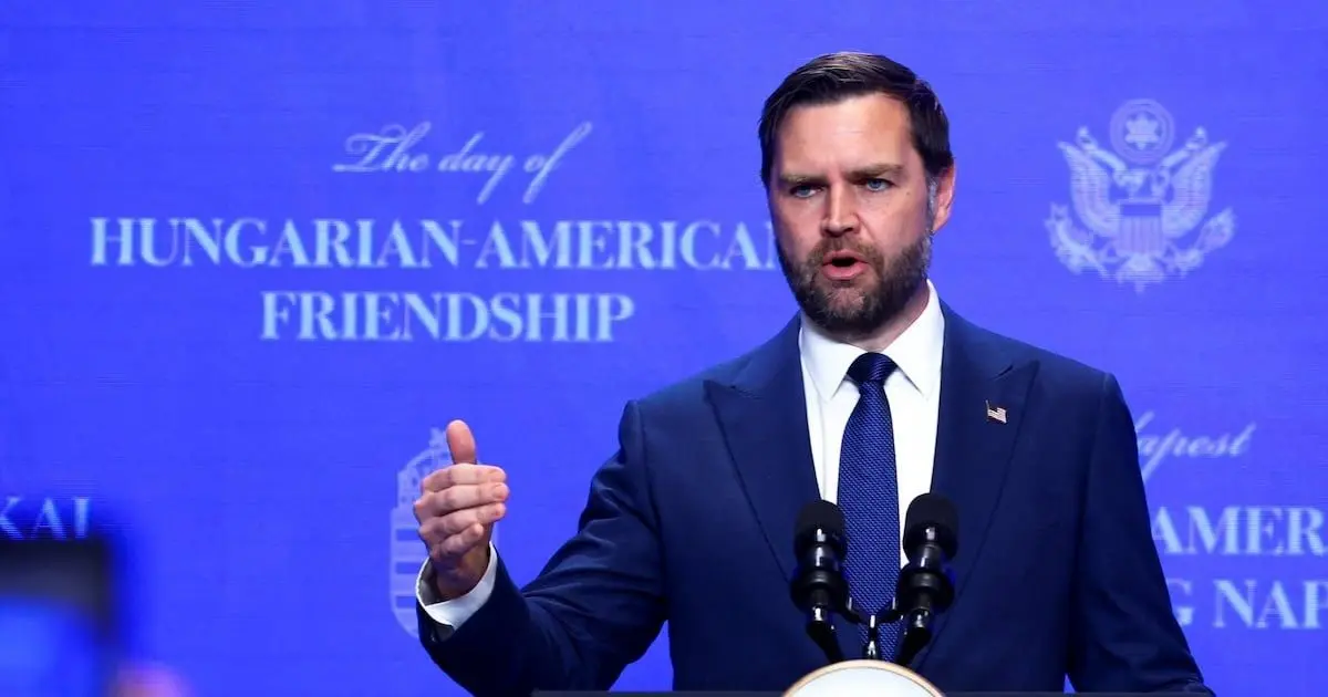 جی‌دی ونس خبر عملیات را از خبرنگار شنید | غافلگیری تحقیرآمیز آقای معاون 