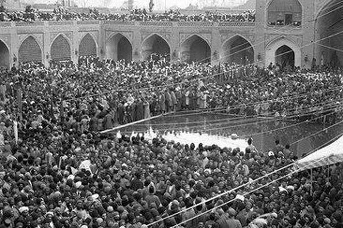 عکس‌های محرم تهران در موزه آمستردام | چه کسی نخستین عکس‌های عاشورایی را ثبت کرد؟