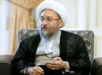 آملی لاریجانی بی‌ خبر از پخش‌ زنده؛ افشاگری درباره یک بانک انجام داد/ ویدئو