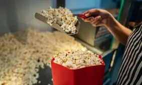 تاثیر همه گیری کرونا در صنعت پاپ کورن؛ کاهش فروش در سینما