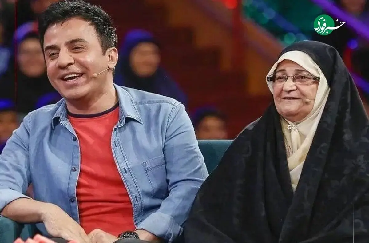 داریوش فرضیایی به  سوگ مادر نشست
