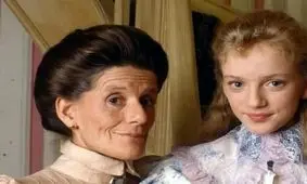 چهرۀ متفاوت «عمه هتی» سریال «قصه‌های جزیره» در 27 سالگی/ عکس