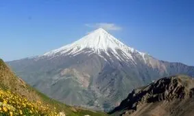 گرفتاری زوج کوهنورد در قله دماوند