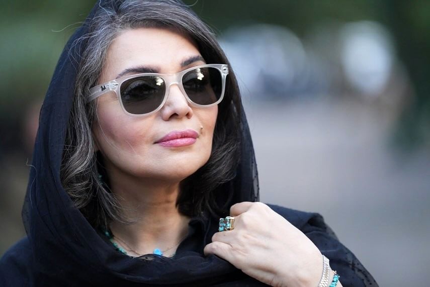 الهام پاوه‌نژاد با موهای سفید 2