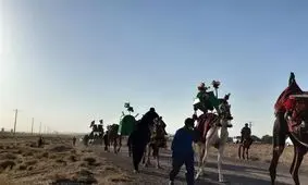 برپایی یک آئین حسینی با رعایت پروتکل‌های بهداشتی / عکس