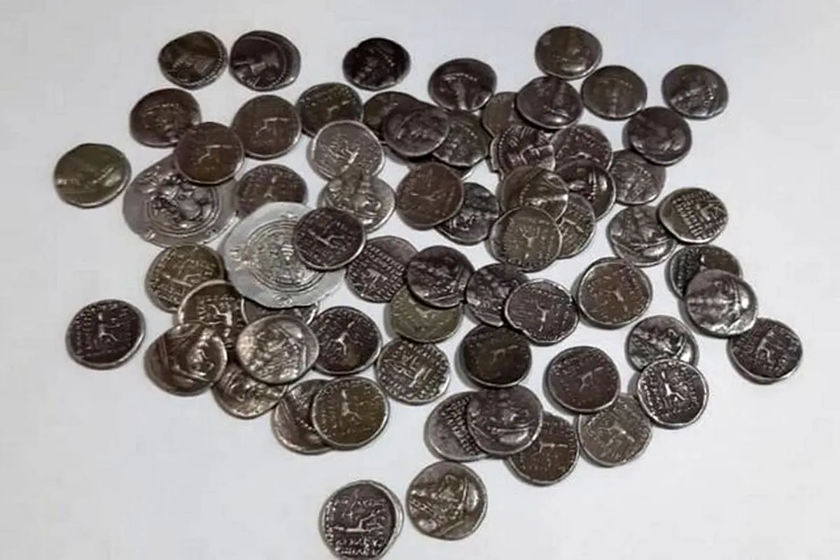 کشف عتیقه‌های دوره ساسانیان در رودبار