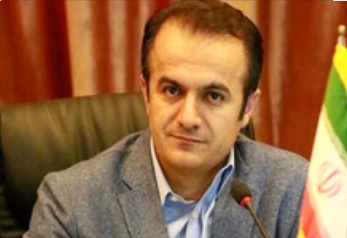 تمامی شرکتهای وابسته به بنیاد و نیروهای مسلح، مالیات میدهند / سازمان بورس باید نیم درصد از هر معامله را مالیات دهد/ تمرکز سازمان مالیات، پروندههای مهم و کلان است