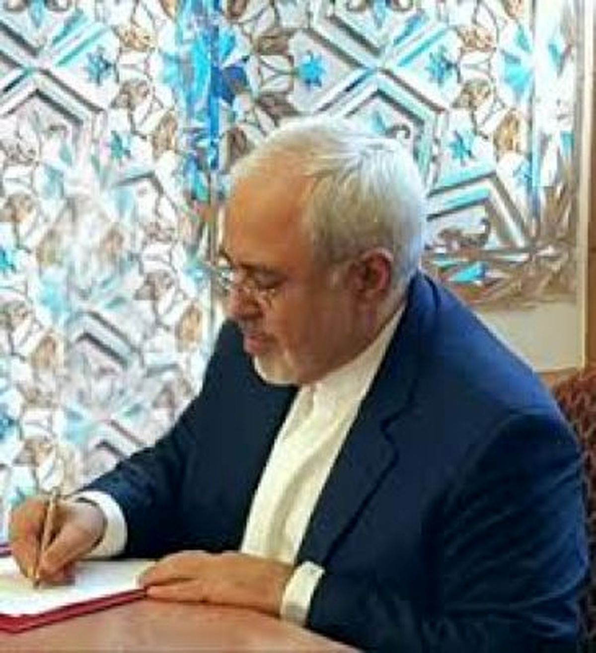 خرید تسلیحات نظامی پیشرفته و زیبا برای خاورمیانه صلح نمیآورد