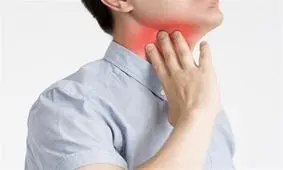 آشنایی با ۱۰ ماده‌ غذایی مفید برای رفع گلودرد