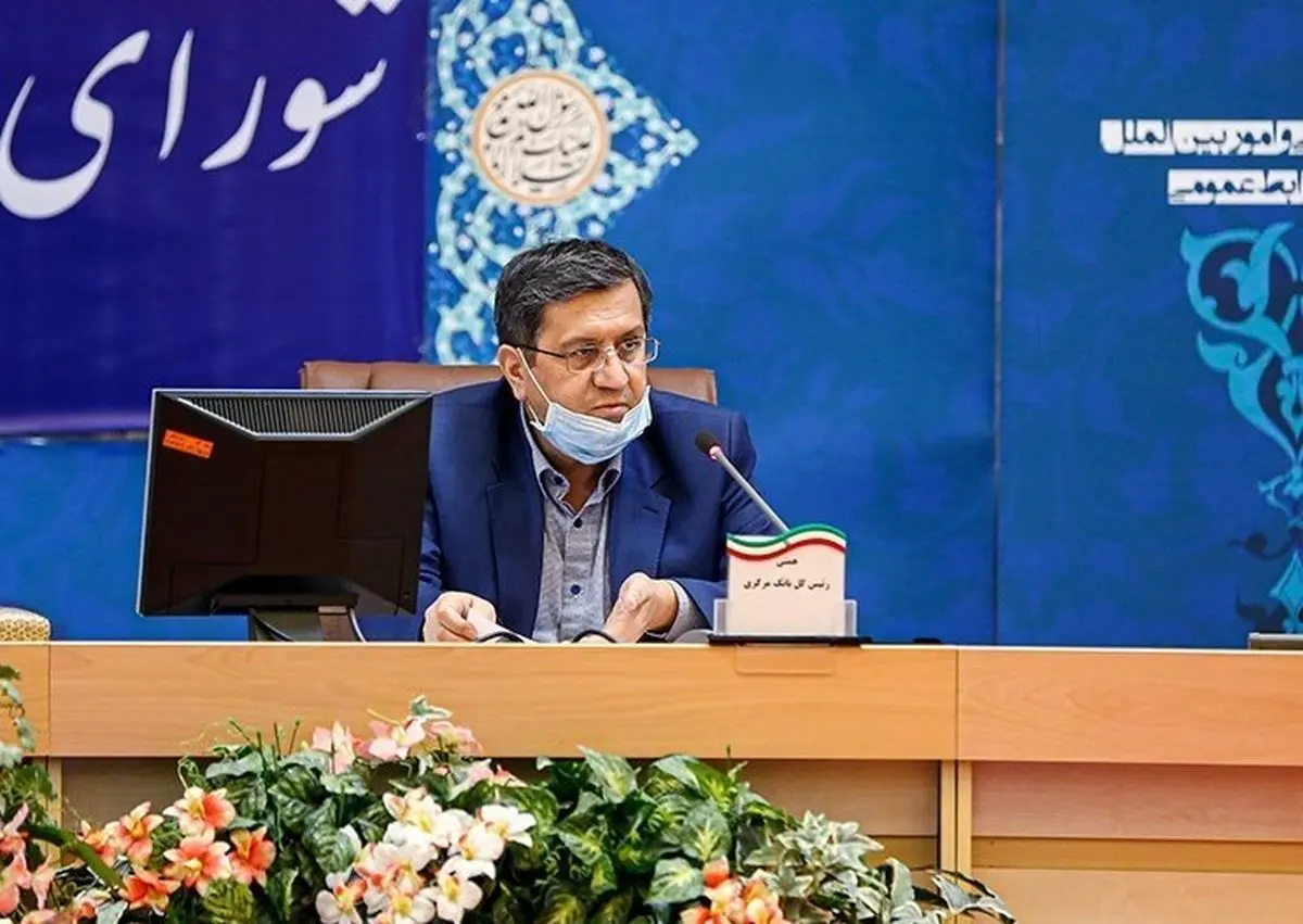 همتی: در حال خروج از رکود اقتصادی ناشی از کرونا هستیم