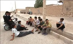 اوضاع نابسامان کارگران متجاهر در سطح شهر بندرعباس/ کارگران فصلی چشم انتظار تحقق وعده استاندار/ احداث ساختمان کارگران معطل اختصاص زمین