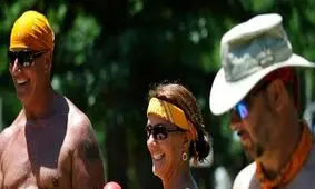 در یک کمپ برهنگان در فرانسه ظرف چند روز، صد نفر کرونا گرفتند