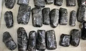 کشف 58 کیلو تریاک در بازرسی از پژو در داراب