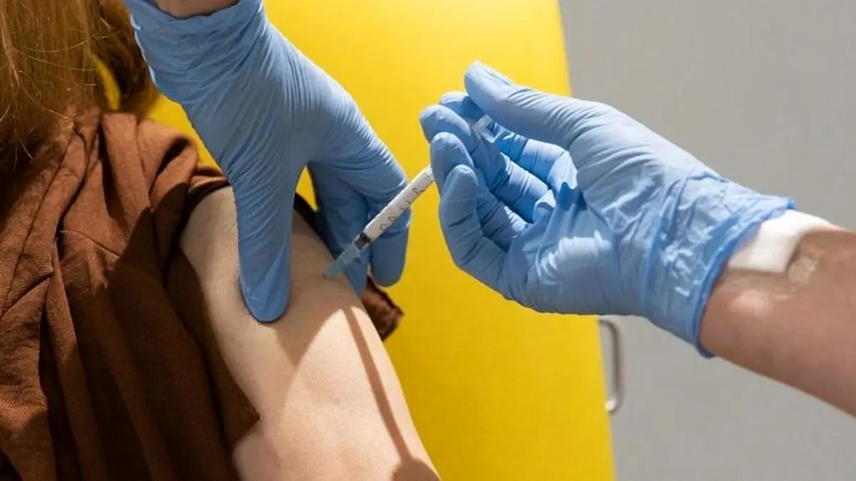 مسکو: آزمایش واکسن کرونا روی ۴۰ هزار نفر آغاز شد