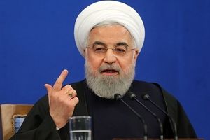 روحانی: در دو سال و نیم گذشته، دولت توانست با تحریم و توطئه‌ فروپاشی نظام مقابله کند