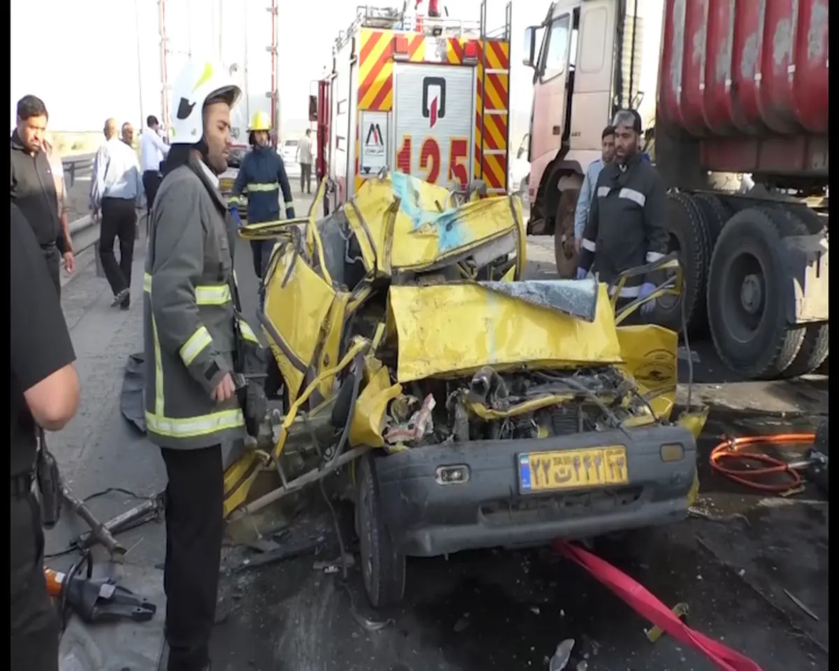 حادثه در اتوبان معلم شاهین شهر با دو کشته