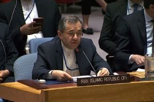 تخت‌روانچی:یکجانبه‌گرایی آمریکا سازمان ملل را تضعیف می‌کند / آمریکا به عمد قطعنامه ٢٢٣١را تفسیر غلط می‌کند