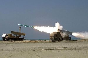 این موشک کروز ایرانی، نابودکننده ناوشکن های دشمن در خلیج فارس است /موشک نصر را ببینید و بشناسید