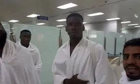 ستاره مسلمان منچستریونایتد در خانه خدا+عکس