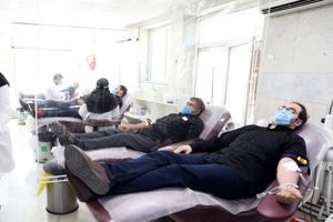 ۵۶۰ عزادار حسینی در استان مرکزی نذر خون اهدا کردند