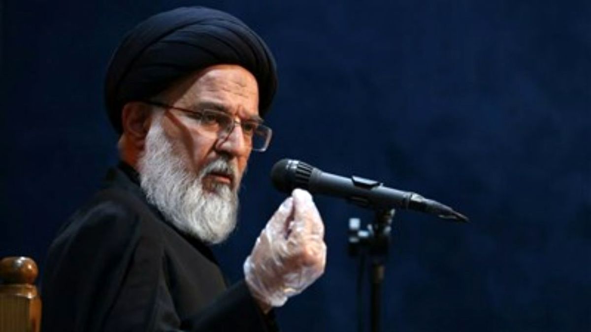 لشگر امام زمان با اشک بر سیدالشهدا تجهیز میشود نه با تحلیلهای روشنفکرها