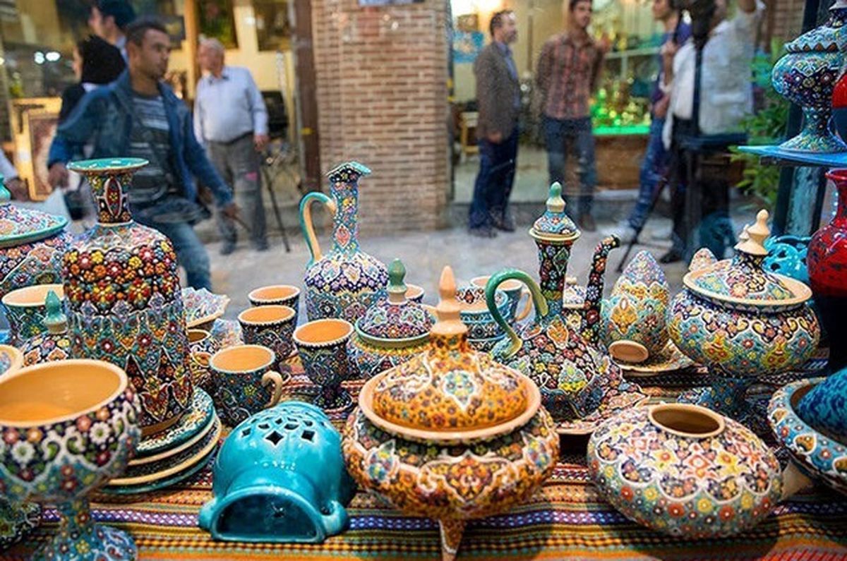 فعالیت ۱۰ کارگاه میناکاری در اسدآباد