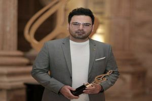 احسان علیخانی برنده بهترین چهره تلویزیونی / هیولا و سرخپوست، بهترین سریال و فیلم