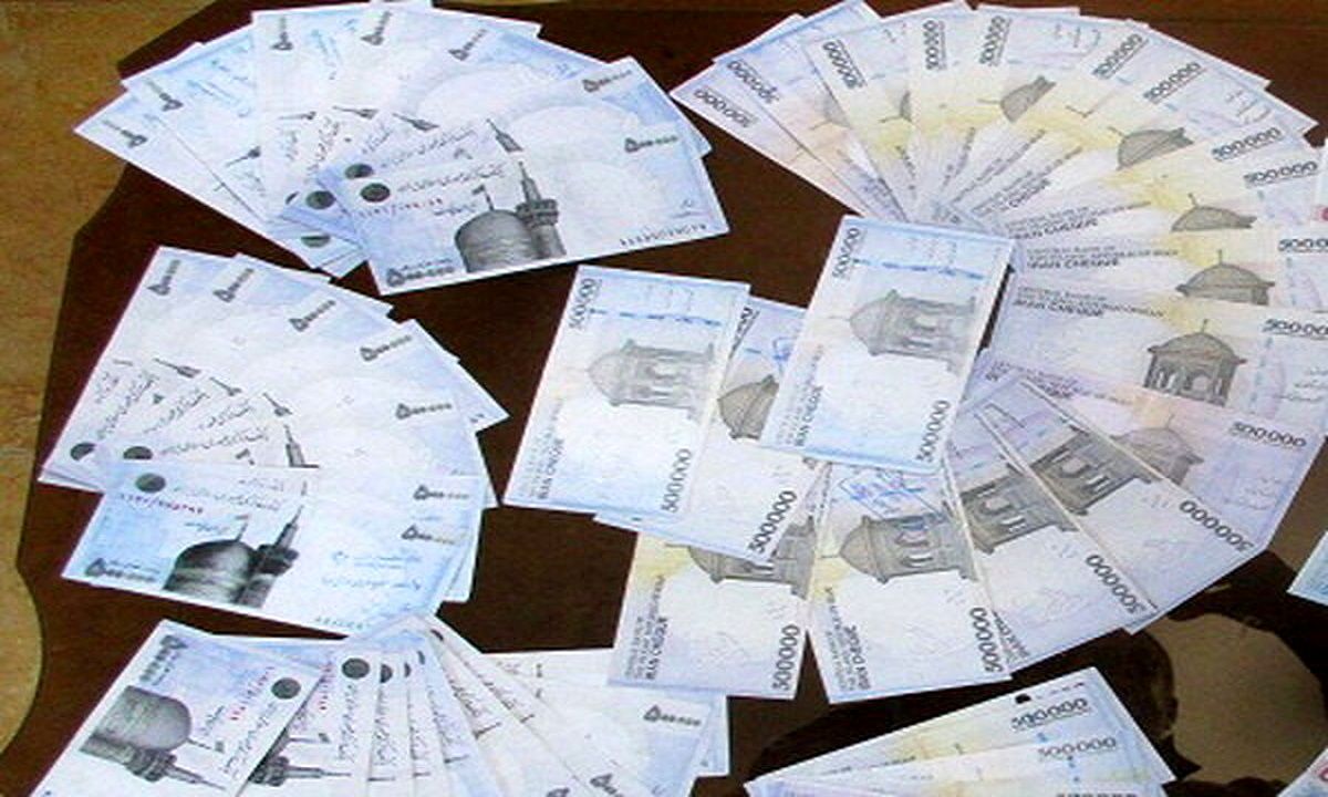 کشف چک پول‌های تقلبی در رشت/ خرید کولر با چک پول‌های جعلی