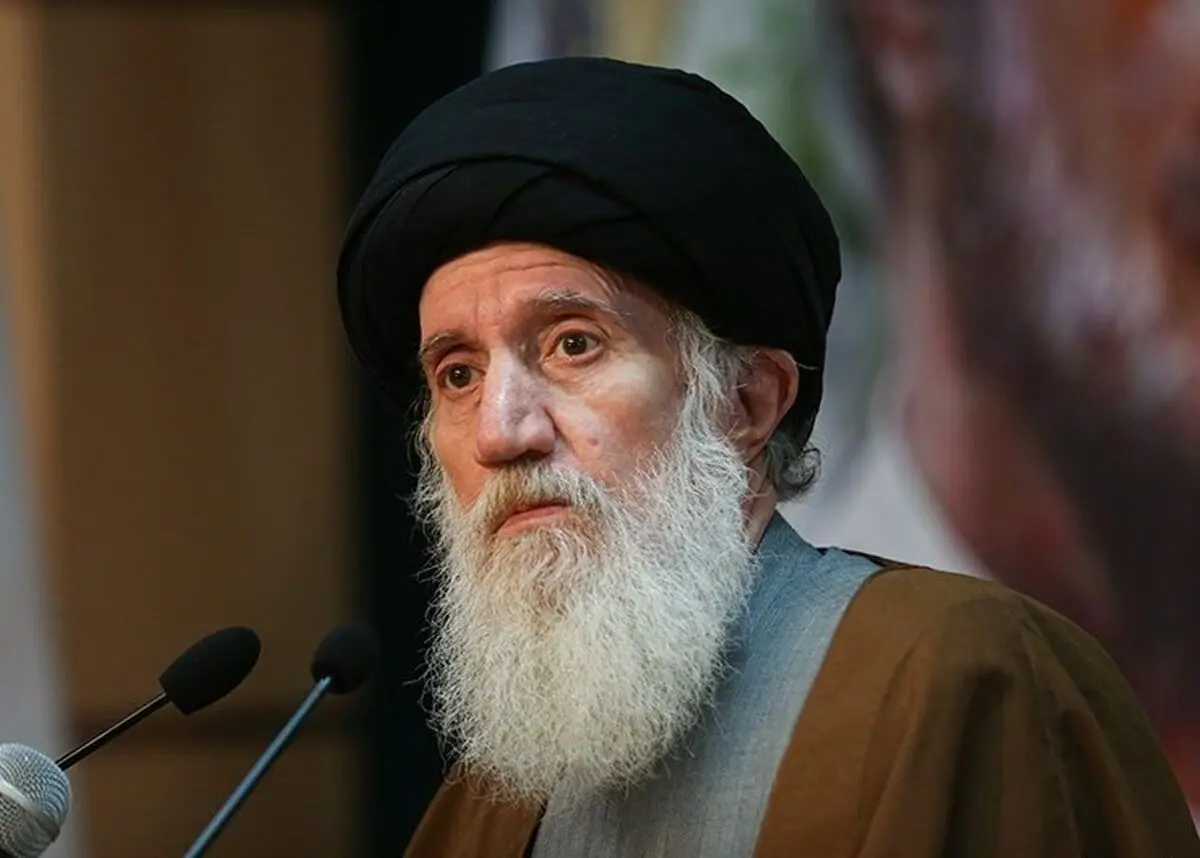 ترخیص آیت‌الله فاطمی‌نیا از بیمارستان / روند درمان در منزل ادامه دارد