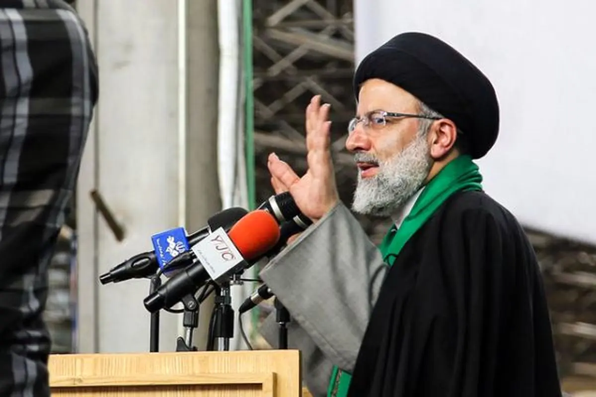 کنایه رئیسی به دولت: پیام های شما زمینه تحریم های دوباره شد