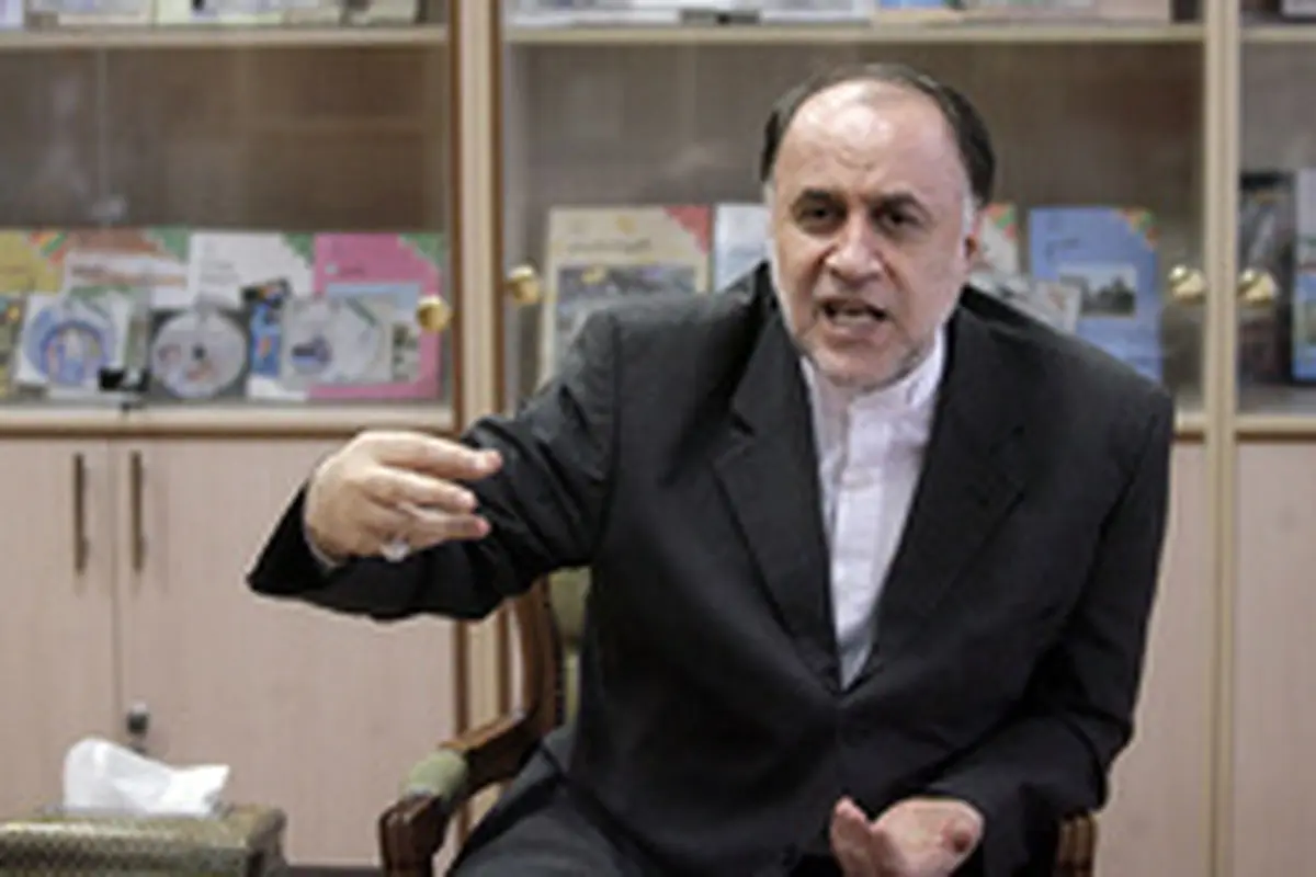 خصوصی‌سازی آموزش و پرورش شأن و جایگاه معلمان را نشانه گرفته است