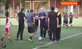 وقتی هنرمندان پا به توپ می‌شوند/ ویدئو