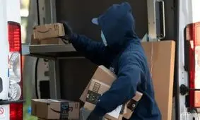 دادستان کل آمریکا رای‌گیری پستی را "بازی با آتش" خواند