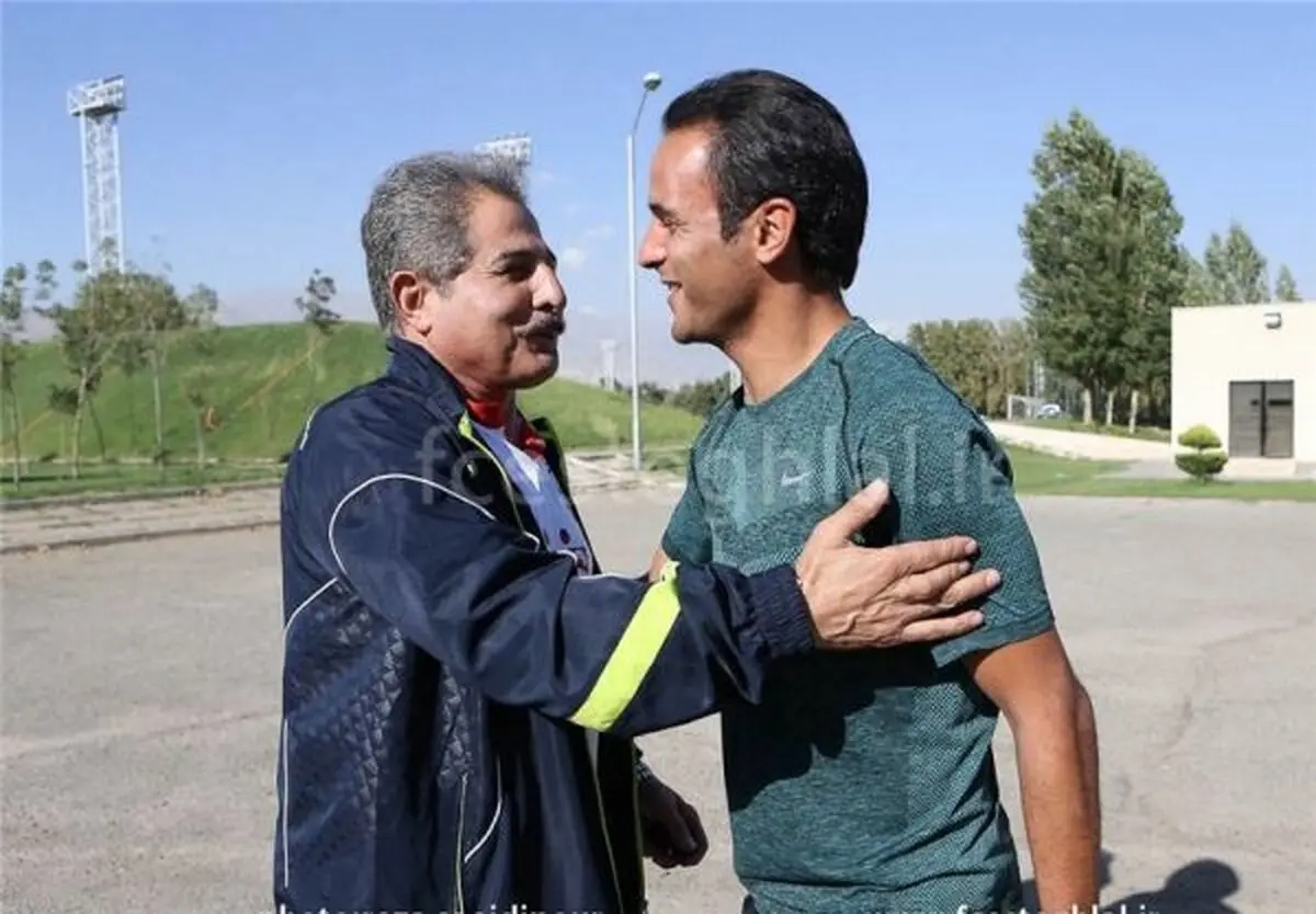 مهاجم محبوب استقلال در ليگ ٣ مربی شد+عکس