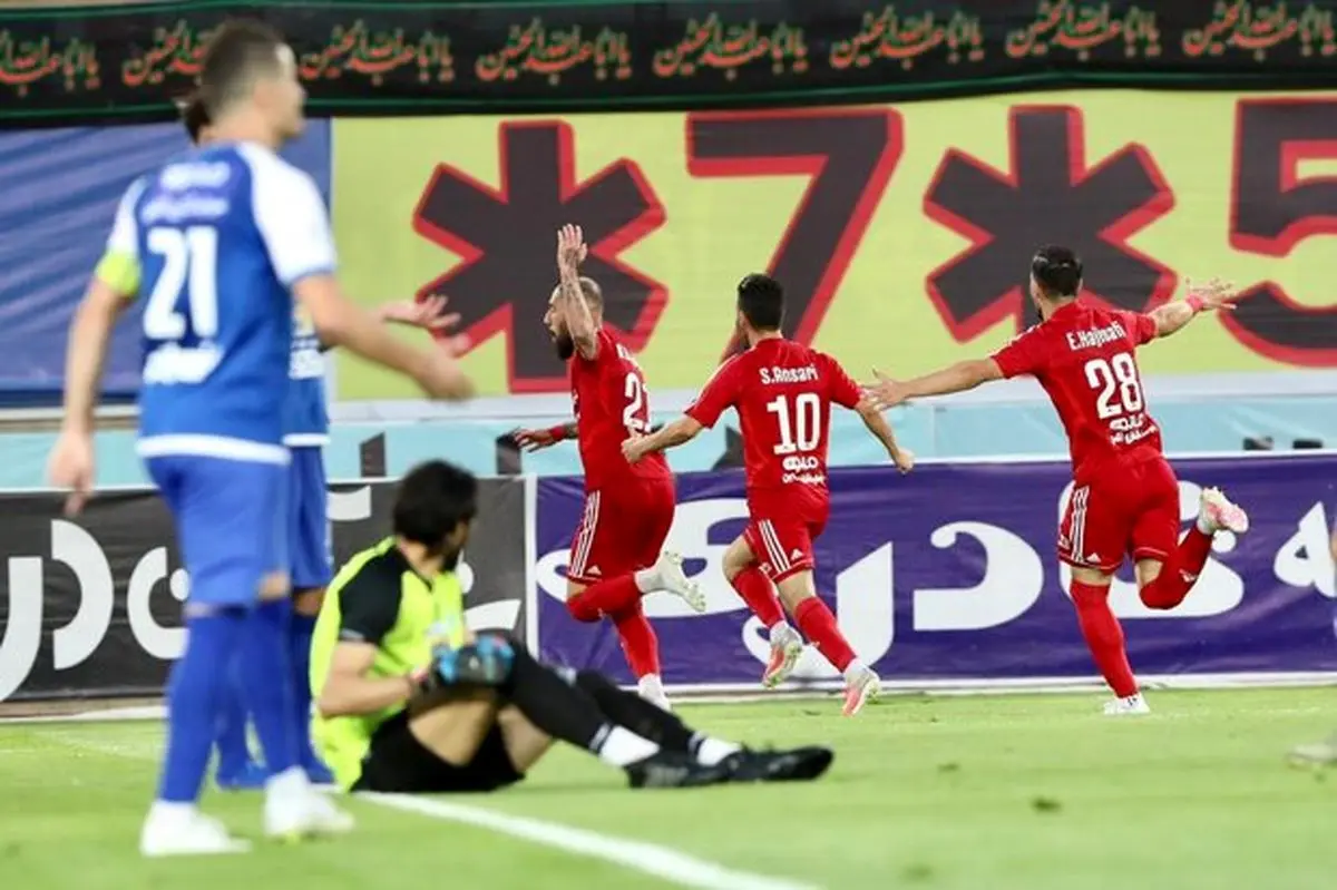 وریا غفوری: به خودی‌هایی که باعث حاشیه شدند تبریک می‌گویم!