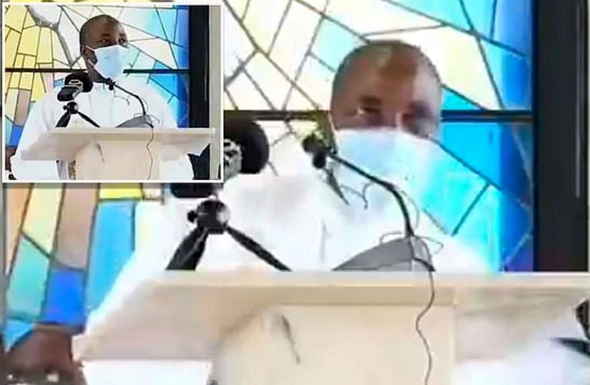مرگ ناگهانی کشیش حین سخنرانی در کلیسا! / ویدئو