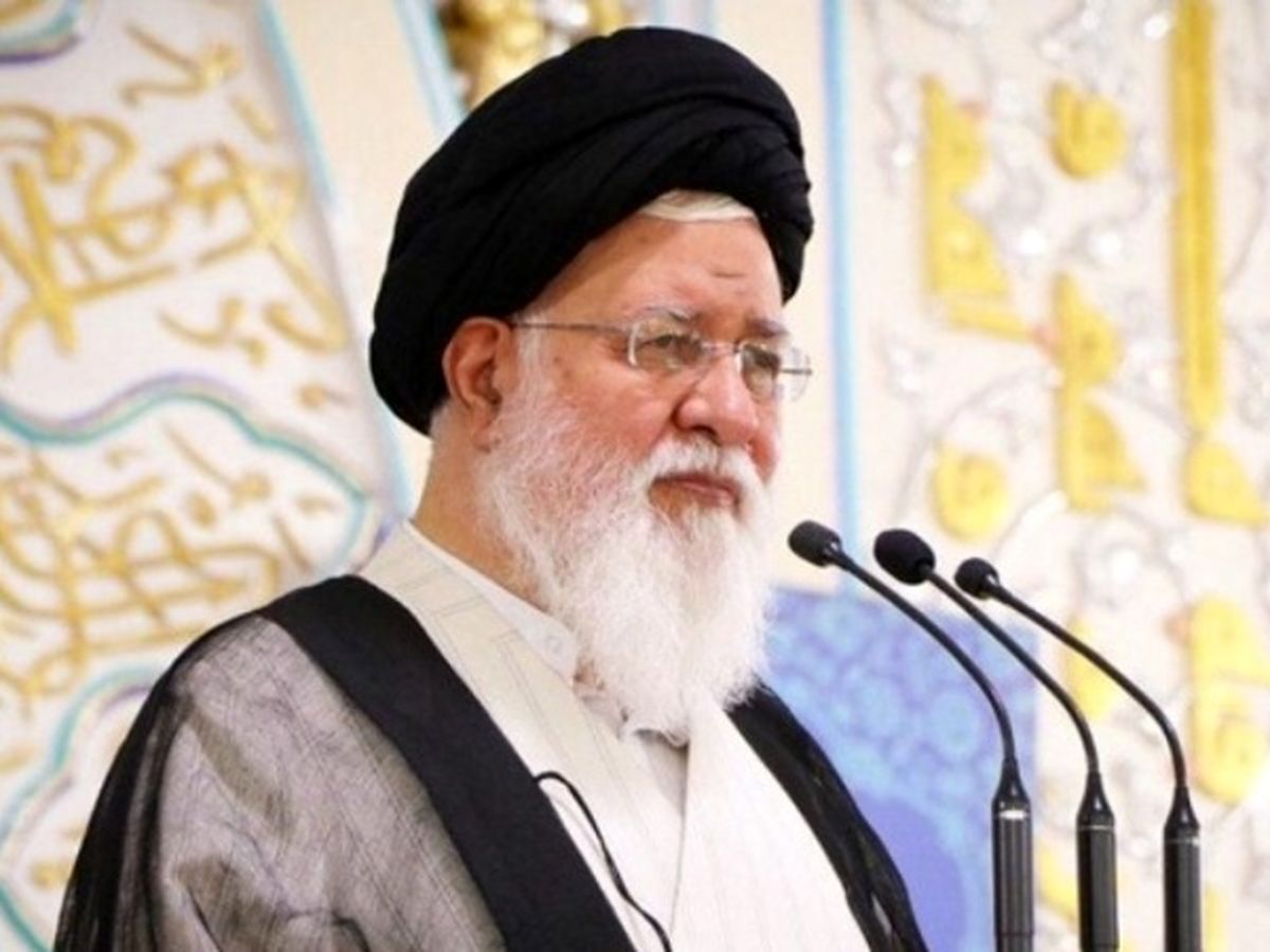 علمالهدی: به جای واردات تبلت و لپتاپ بودجه صدا و سیما را افزایش دهید