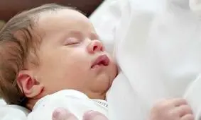 مادران مبتلا به کرونا چگونه به فرزند خود شیر دهند؟